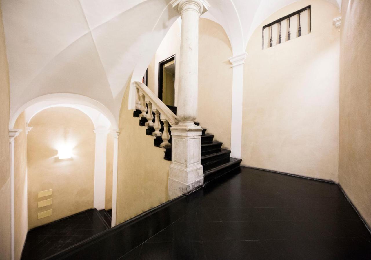 Ferienwohnung Elegante Loft In Centro Storico Acquario Genua Exterior foto